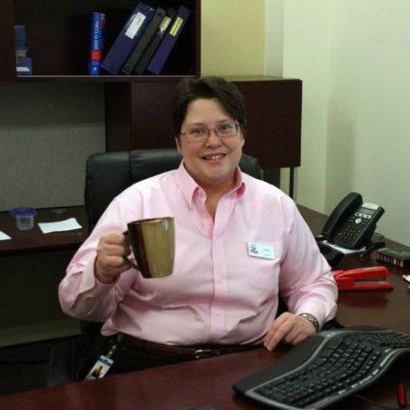 Meet your Posher, Carolyn - Picture 1 of 1